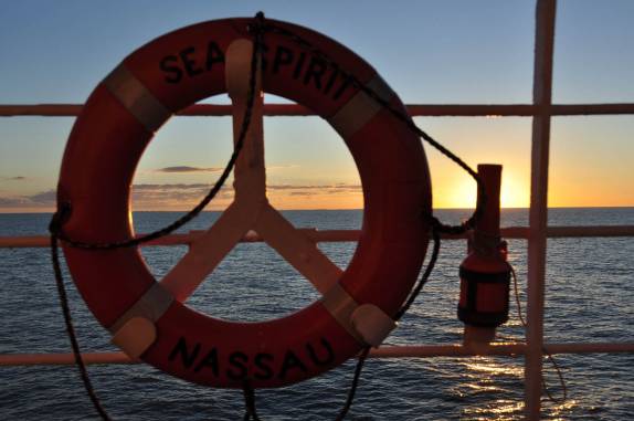 Navegando pelo Rio da Prata, início do longo caminho até a Antártida